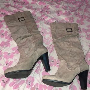 Knee high Boots with heels